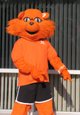 Sammy Bearkat learns to use the Library